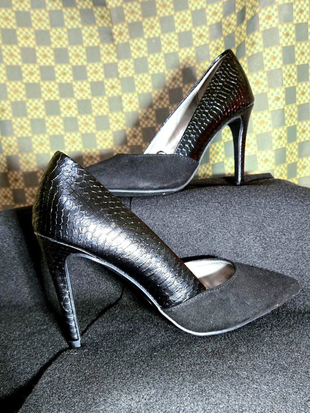 Worthington Black Mixed Media Suede & Snakeskin Pointed Toe Pumps 7.5